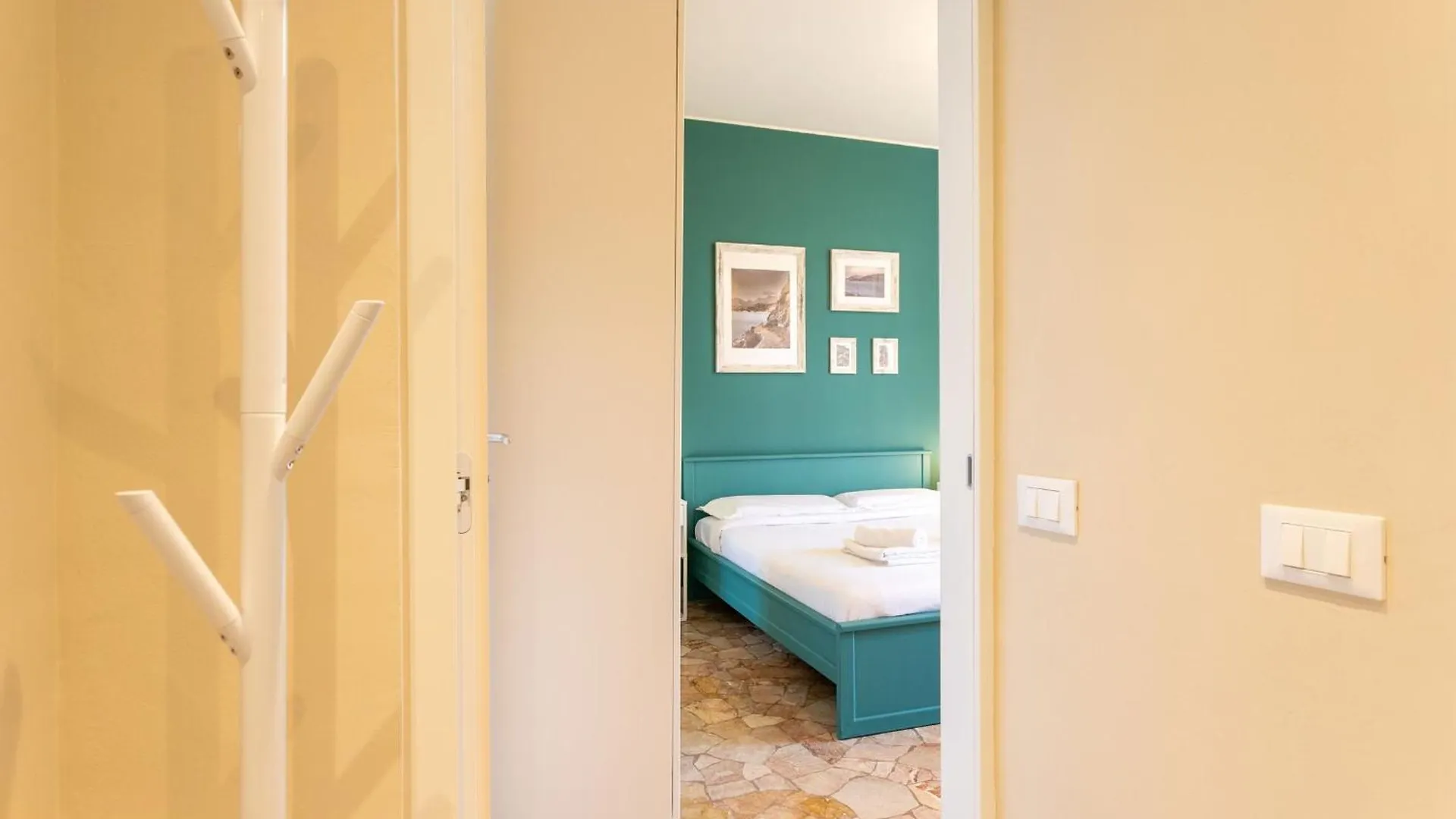 Vignola Apartamento Milão 0*,